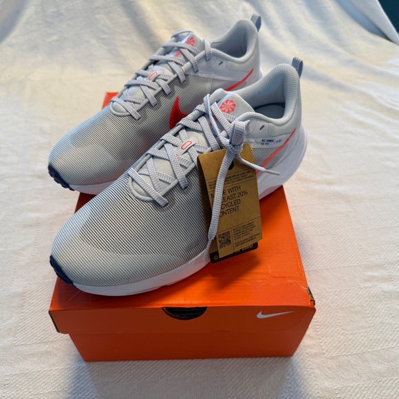 Nike Downshifter 12